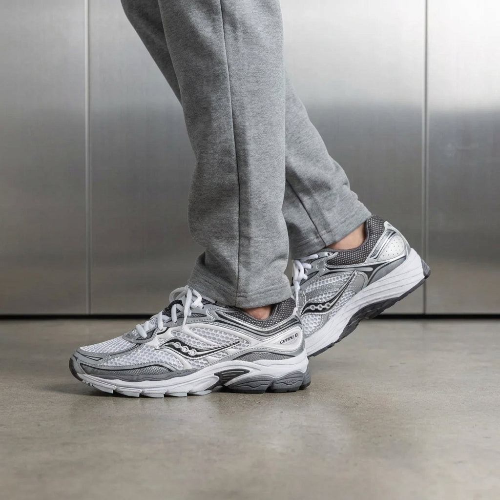 Saucony ProGrid Omni 9 'Microchip'