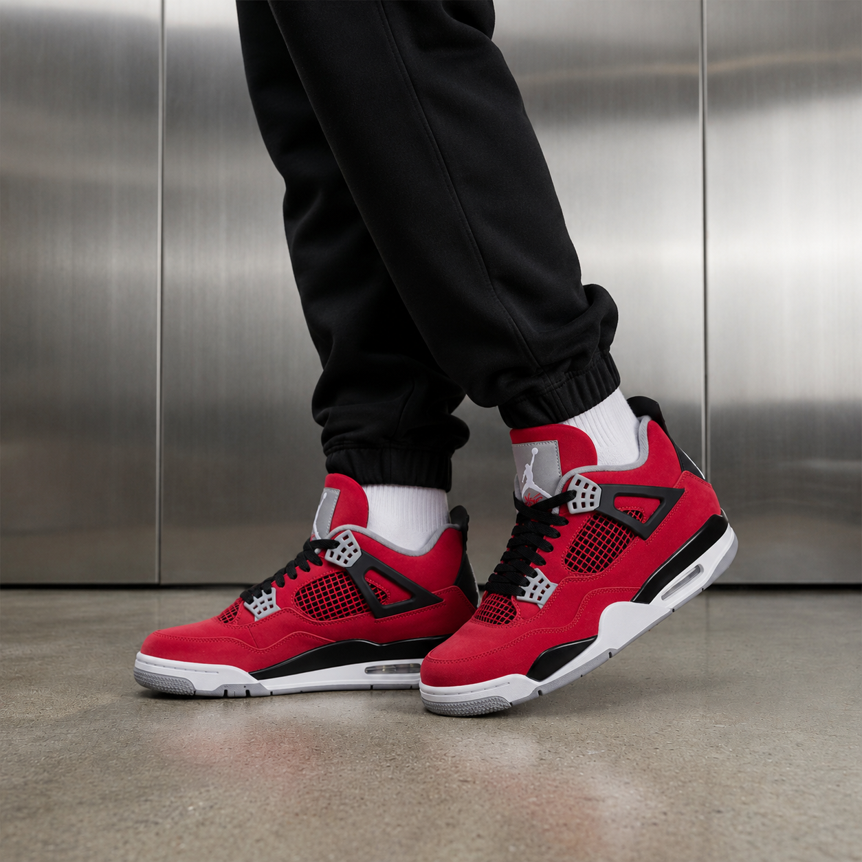 Air Jordan 4 Retro 'Toro Bravo'