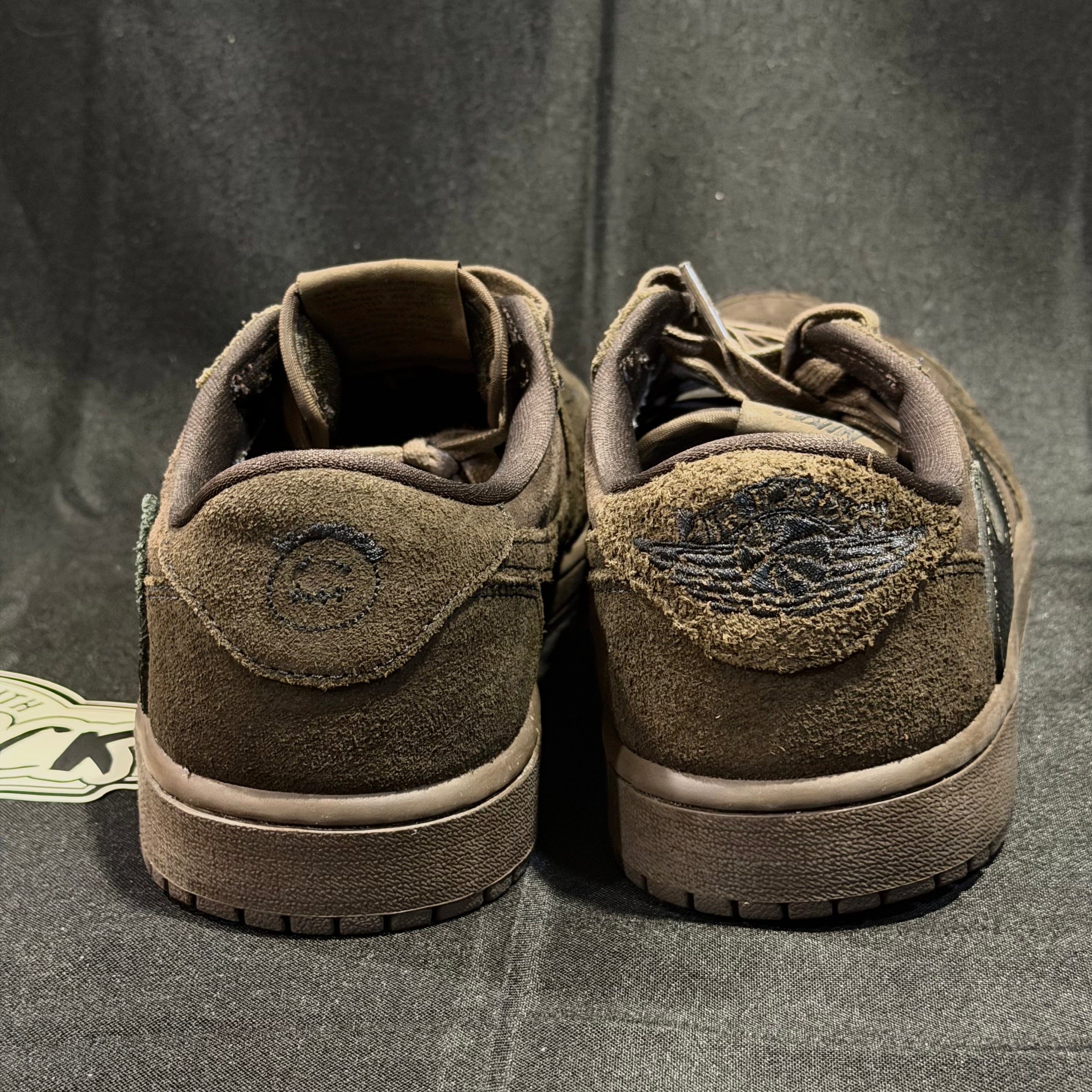 PRE-LOVED | Travis Scott x Air Jordan 1 Low OG SP 'Velvet Brown' – UK 8.5