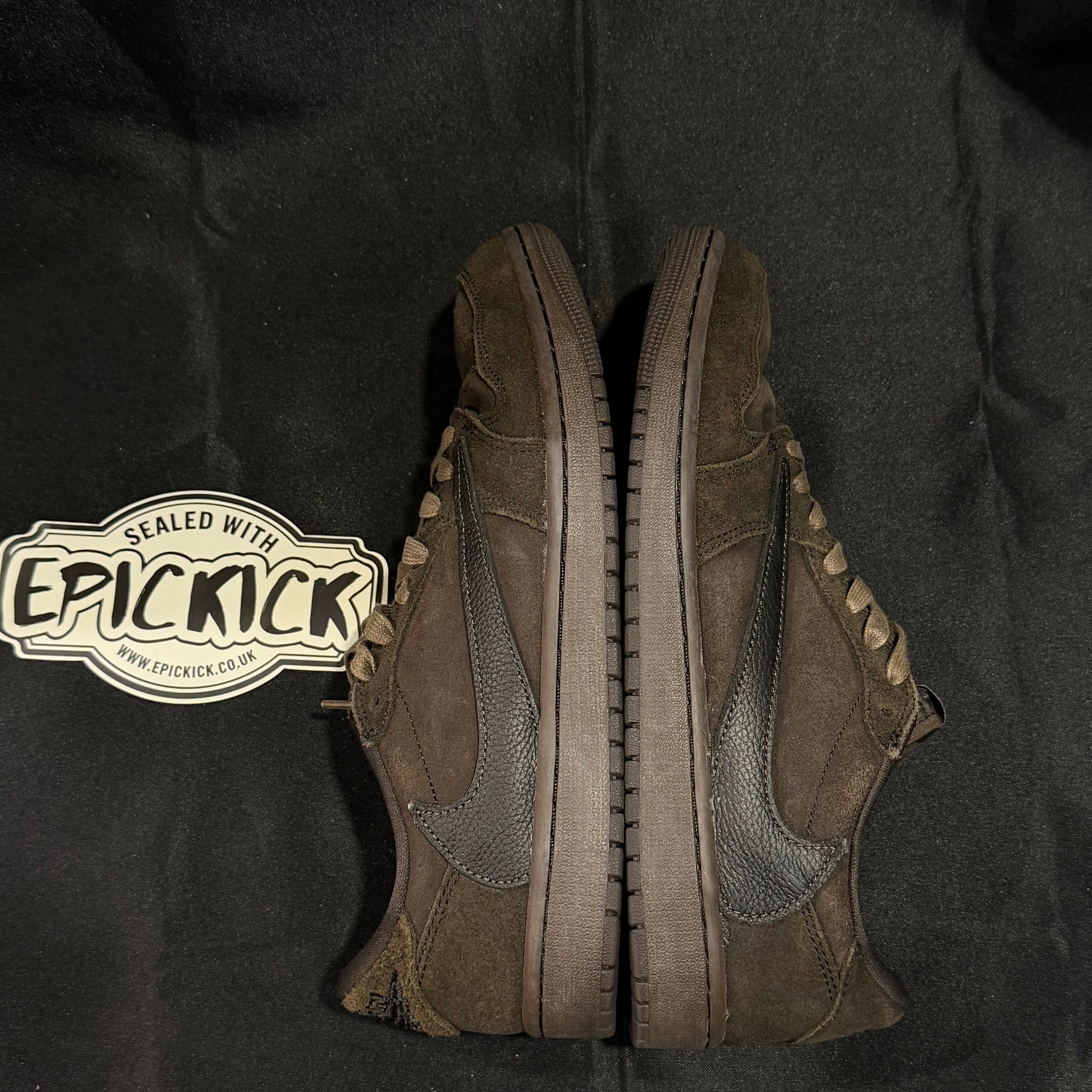 PRE-LOVED | Travis Scott x Air Jordan 1 Low OG SP 'Velvet Brown' – UK 8.5