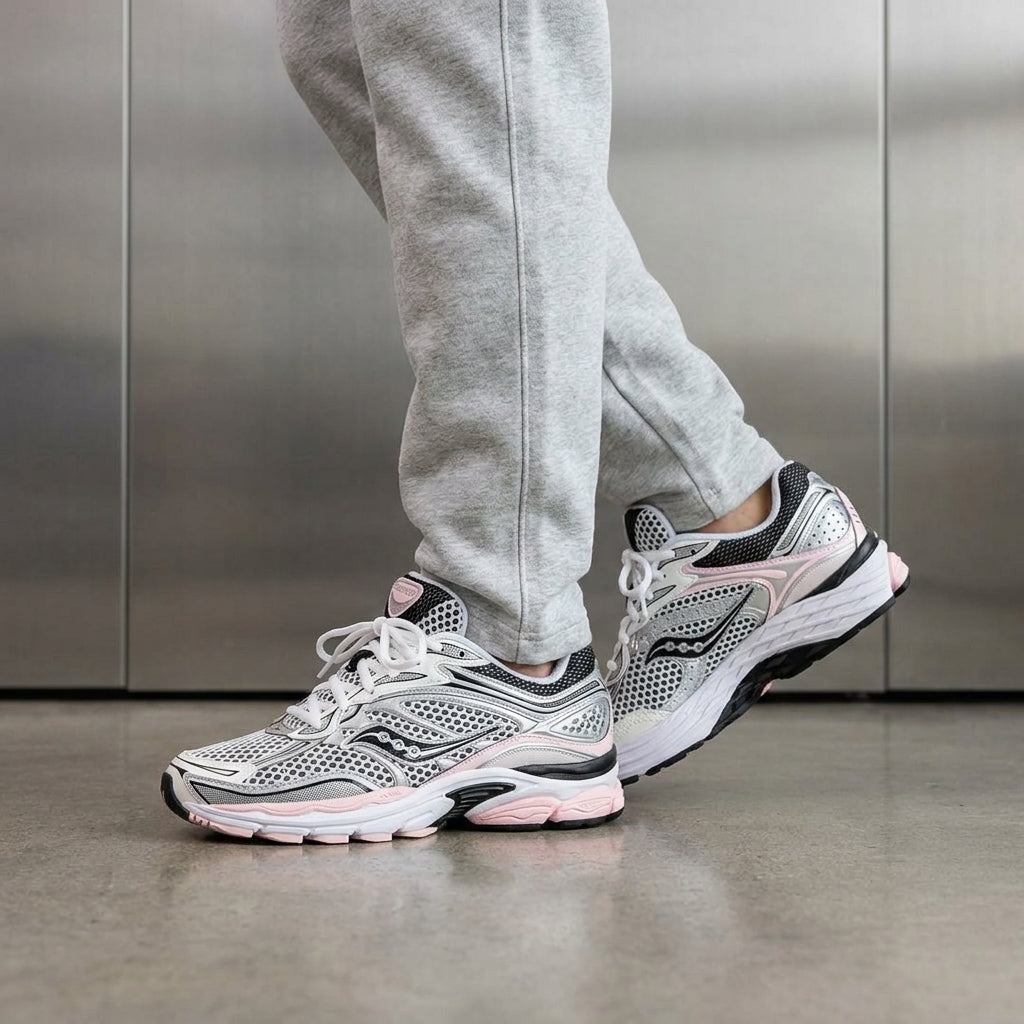 Saucony ProGrid Omni 9 Silver Pink