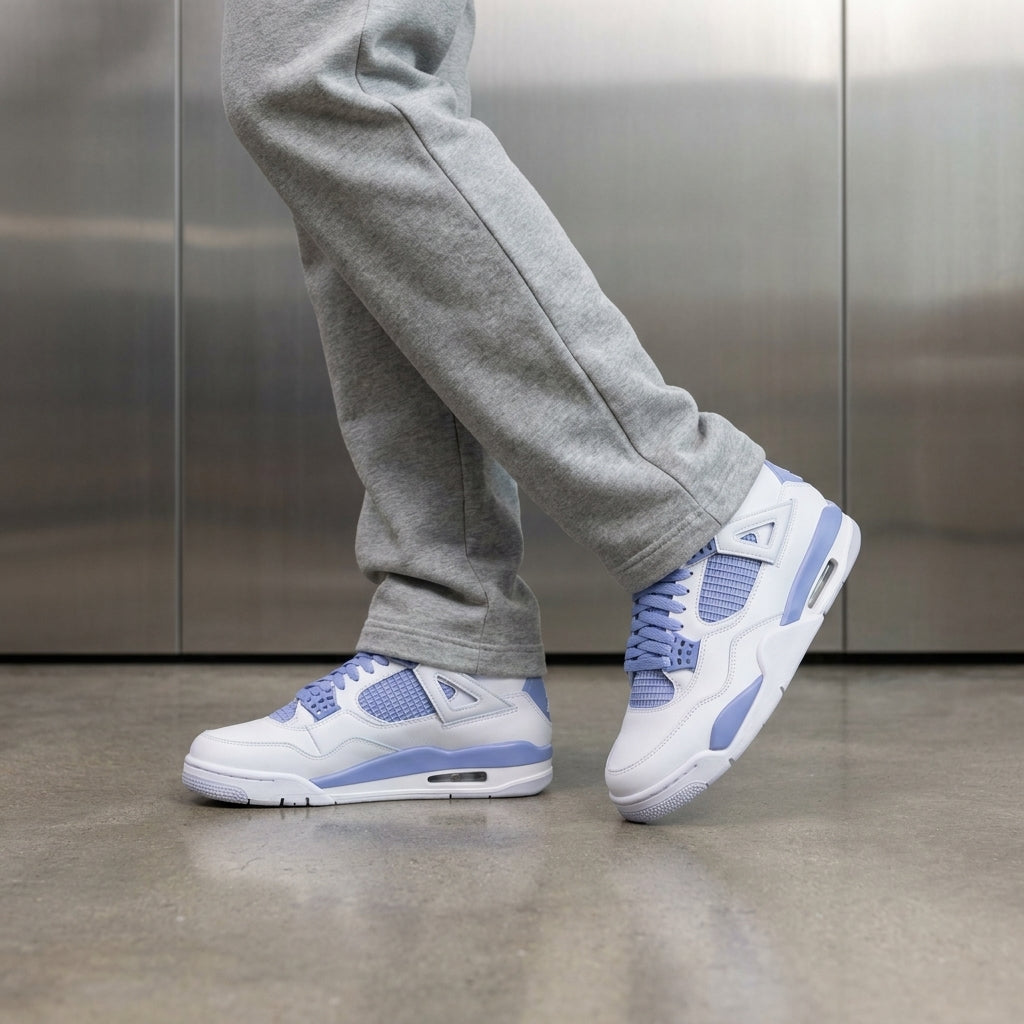 Jordan 4 Retro 'Forget Me Not' (Women's)