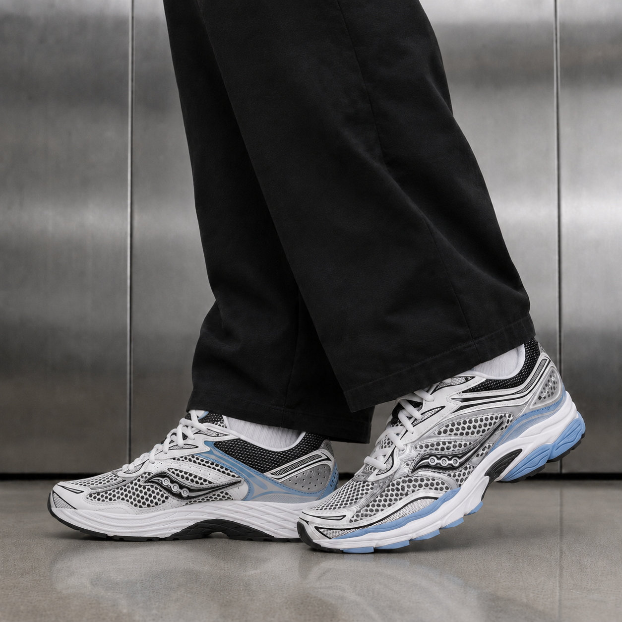 Saucony ProGrid Omni 9 'Blissful White'