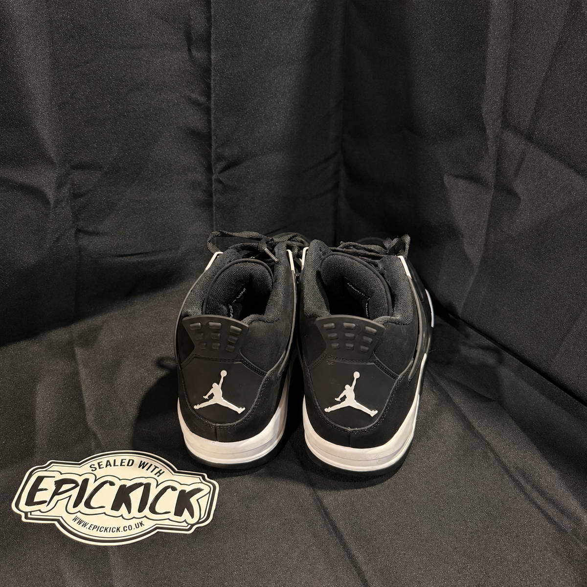 PRE-LOVED | Air Jordan 4 Retro 'White Thunder' – UK 9.5