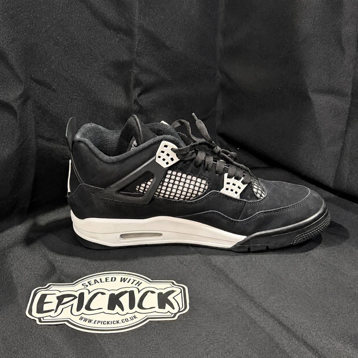 PRE-LOVED | Air Jordan 4 Retro 'White Thunder' – UK 9.5