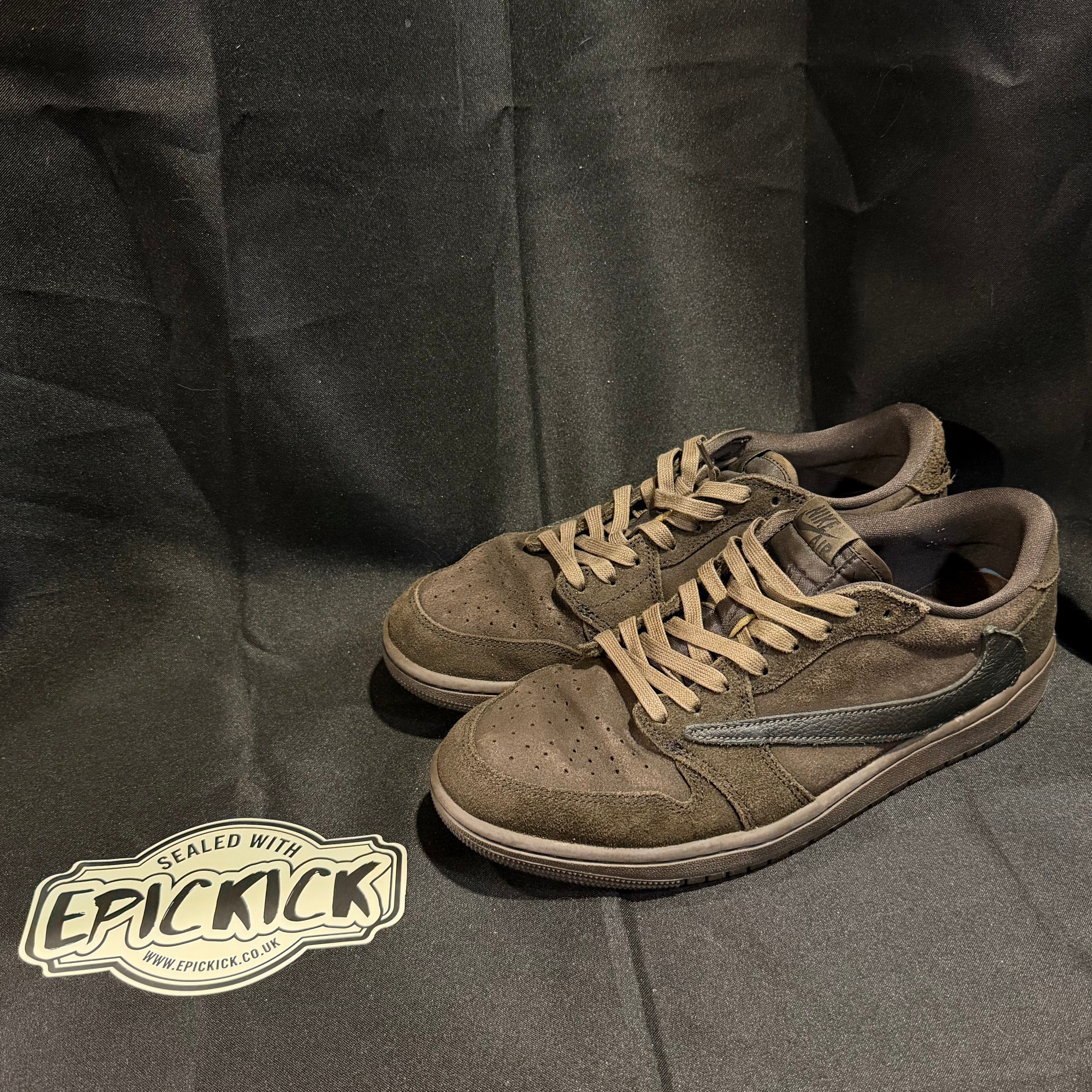 PRE-LOVED | Travis Scott x Air Jordan 1 Low OG SP 'Velvet Brown' – UK 8.5