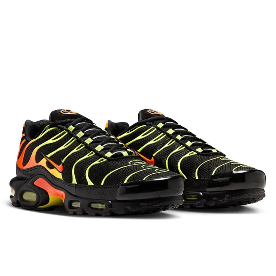 Nike TN Air Max Plus 'Black Hyper Crimson'